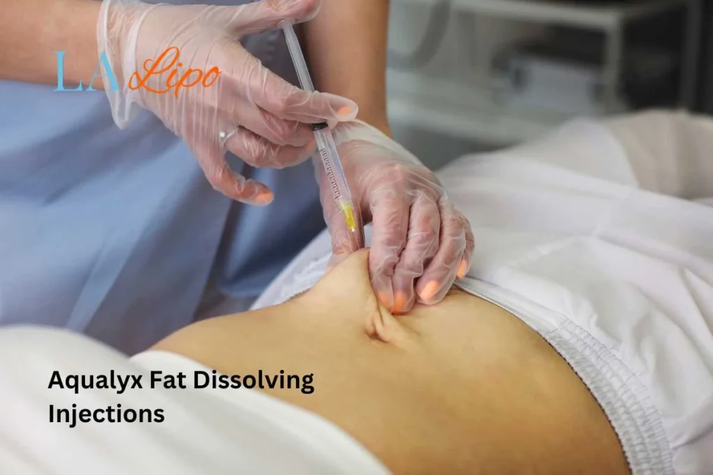 woman having fat dissolving injections Wokingham in the stomach